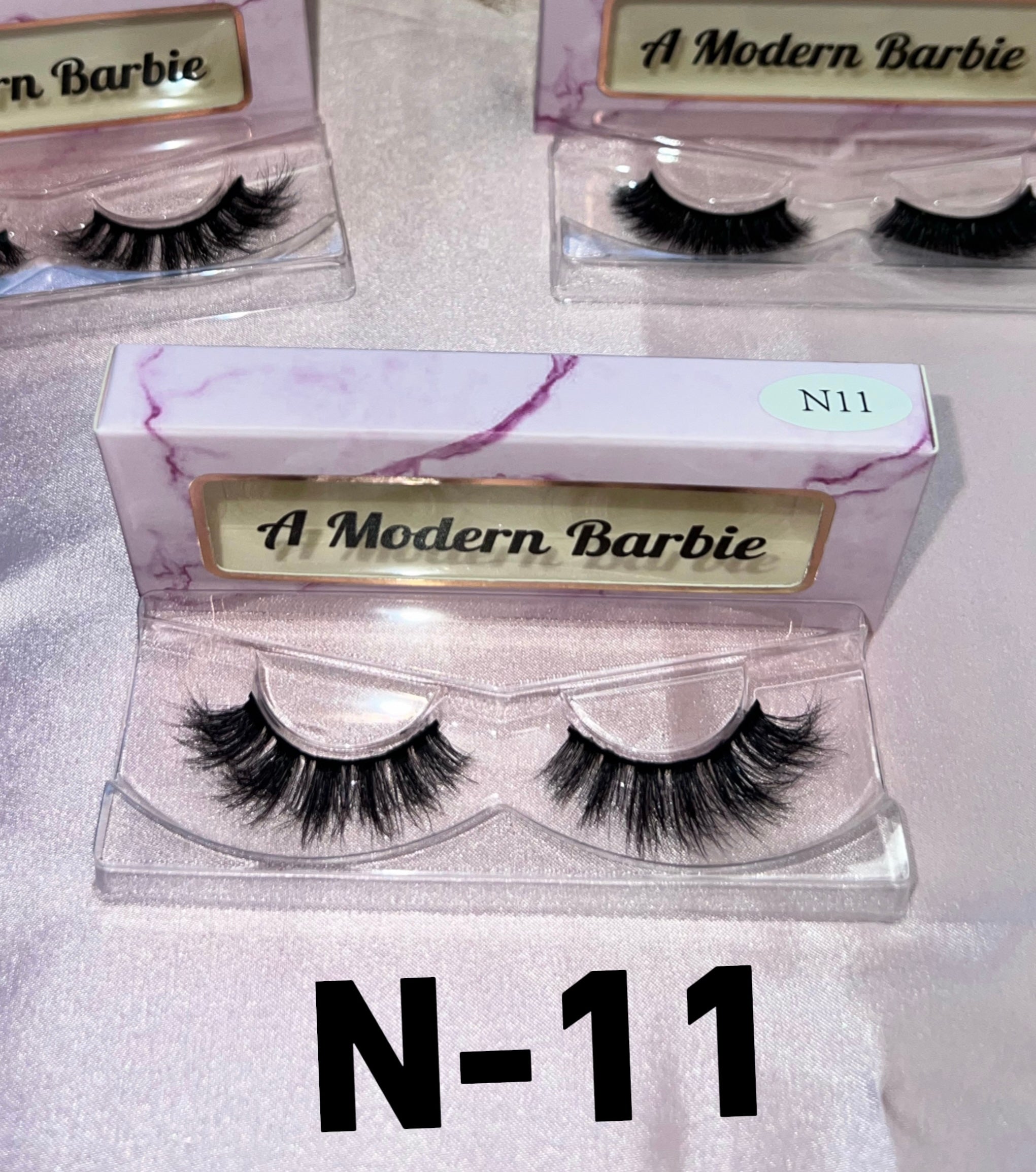 Glamorous Eyelashes (3 Styles)