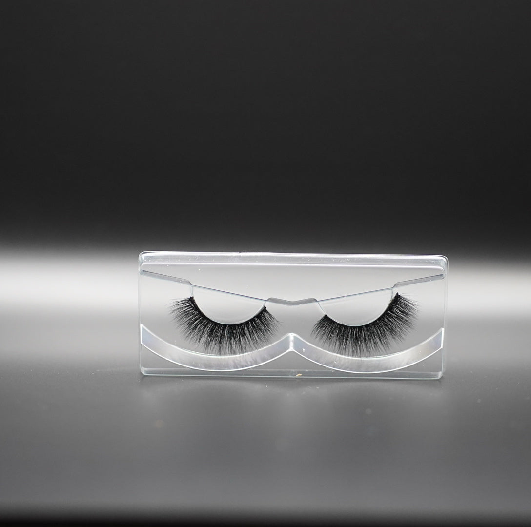 Glamorous Eyelashes (3 Styles)